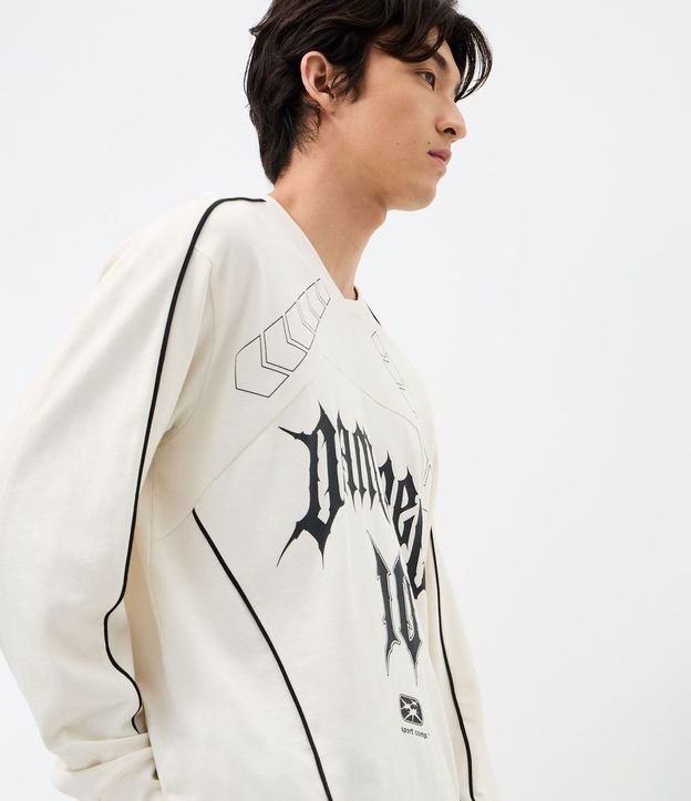 Remera Manga larga Boxy con Recortes y Estampado 5