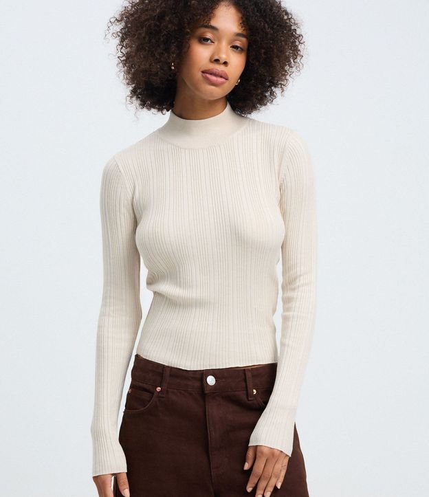 Blusa Rectilínea Punto con Cuello Alto Adulto