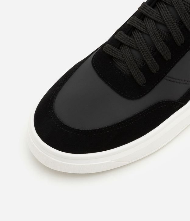 Championes Casual en PU con Recortes y Suela Bold 4