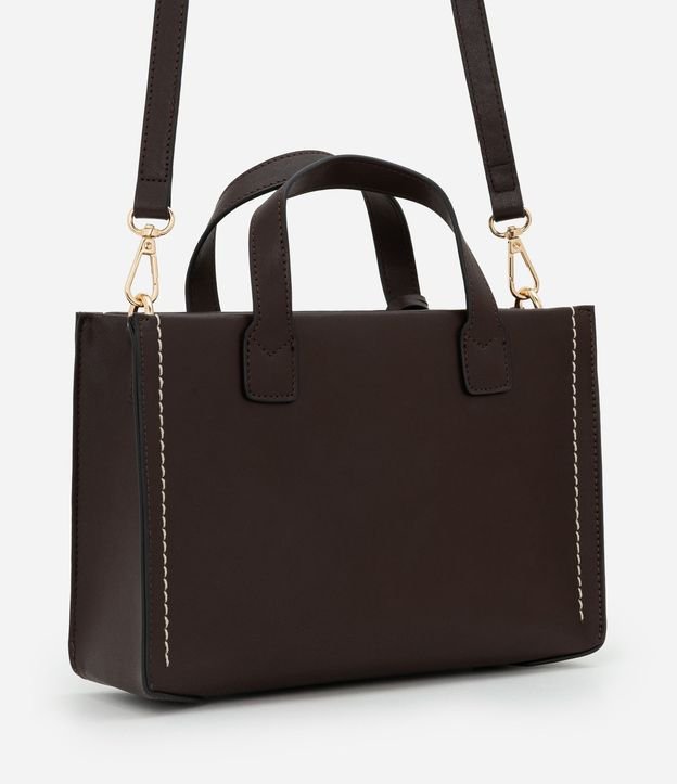 Cartera Satchel Mediana con Asa Larga y detalles Metalizados 3