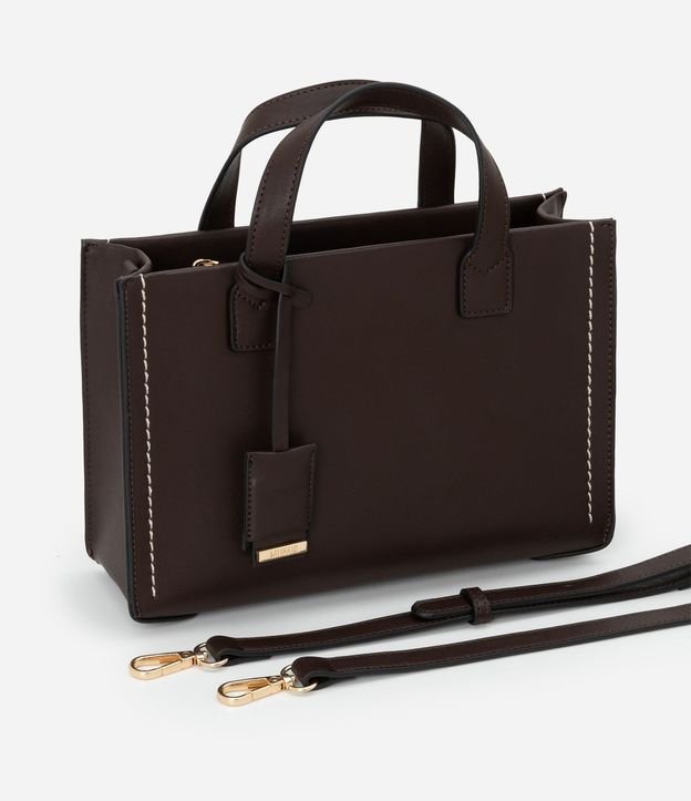 Cartera Satchel Mediana con Asa Larga y detalles Metalizados 7