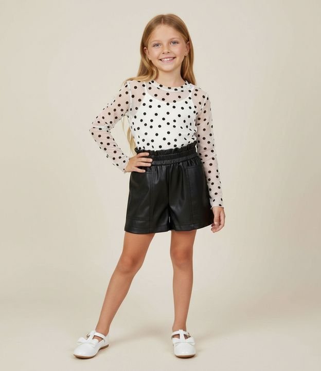 Remera Infantil en Tule de Lunares con Cuello Alto y Musculosa Interna – Talle 5 a 14 años