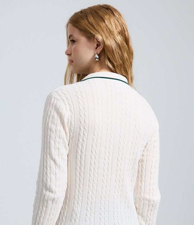 Blusa Femenina Slim en Tricot con Cuello Polo 4