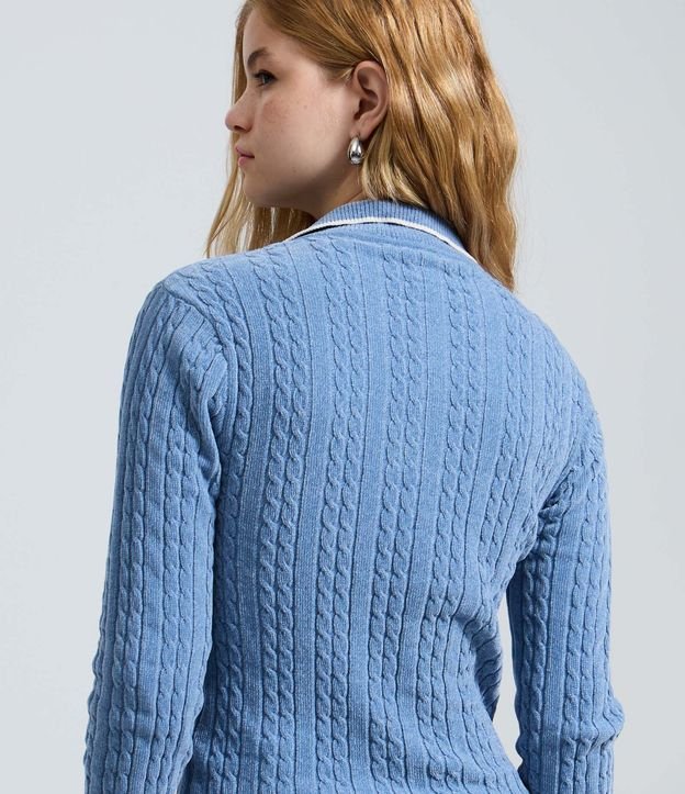 Blusa Femenina Slim en Tricot con Cuello Polo 4