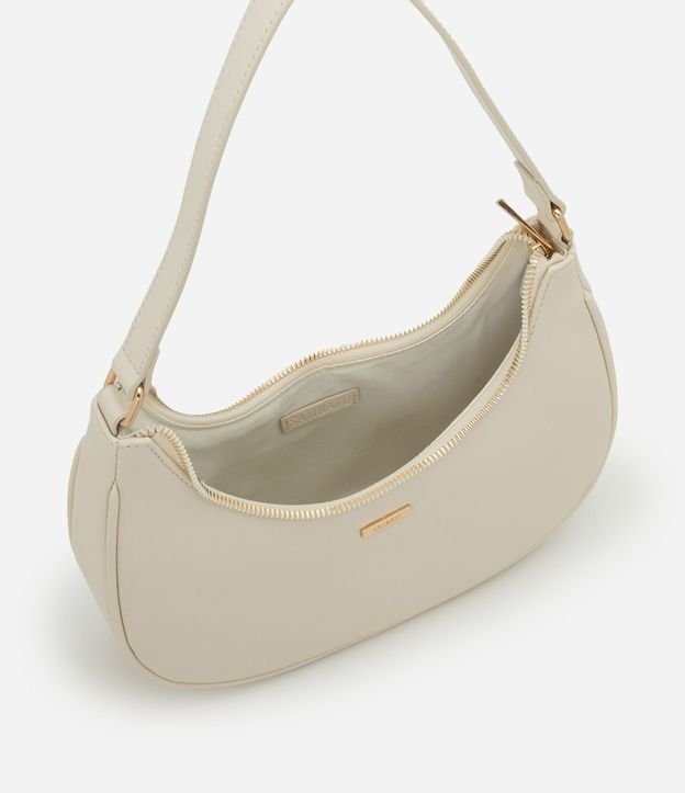 Cartera Baguette en PU con Metales Light Gold y Asa Ajustable 5