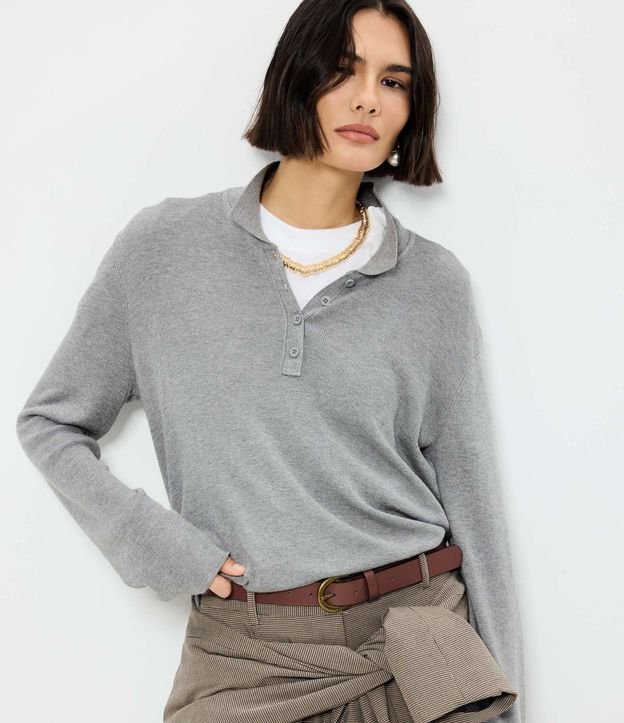 Blusa Manga Larga en Punto con Cuello Polo 2