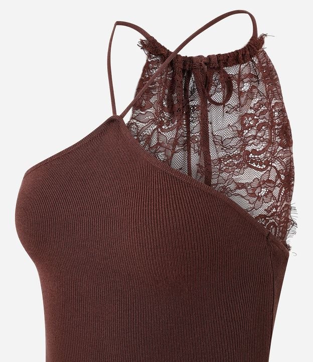 Blusa Bretel Fino con Escote Halter y Encaje en la Espalda 6