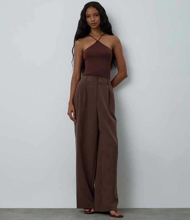 Blusa Bretel Fino con Escote Halter y Encaje en la Espalda 3