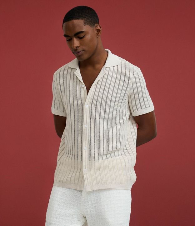 Camisa Regular con Textura Rectilínea 4