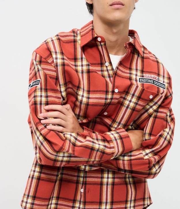 Camisa Oversized Manga Larga en Franela de Cuadros con Lettering Bordado 4
