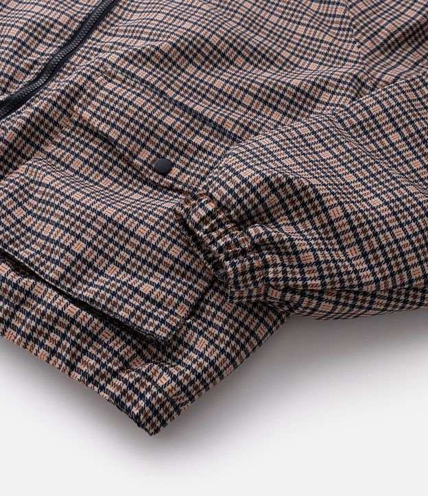 Campera Masculina Pesada de Cuadros con Capucha de Pelo 6