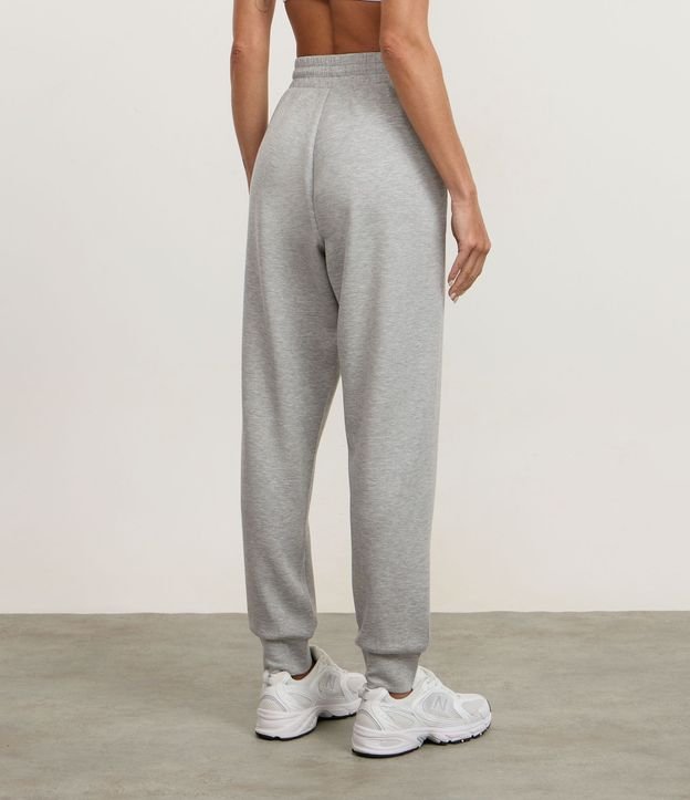 Pantalón Jogger Deportiva con Modal y Bolsillos Amplios