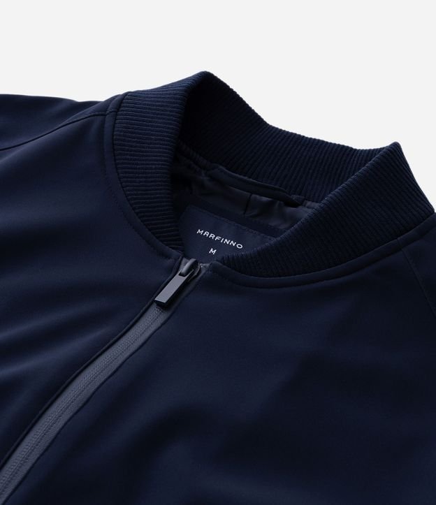 Campera con Tecnologia Repelente al Agua 12