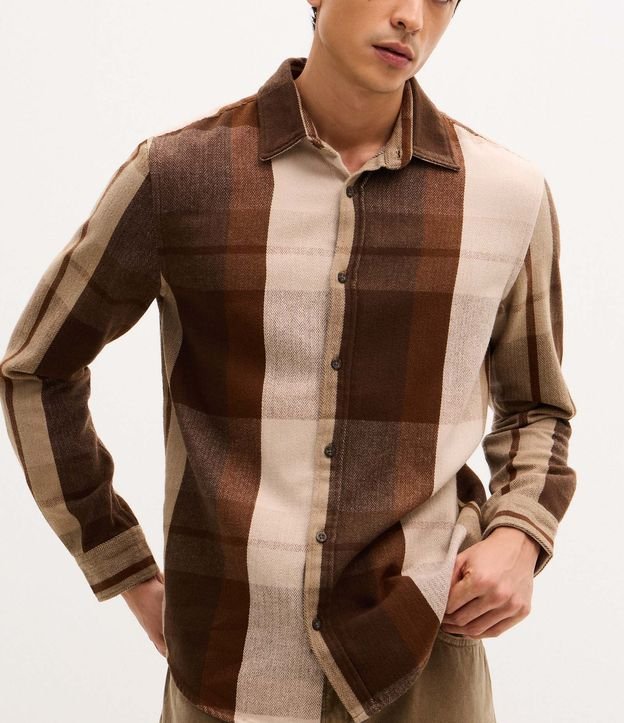 Camisa Regular en Franela de Cuadros 3
