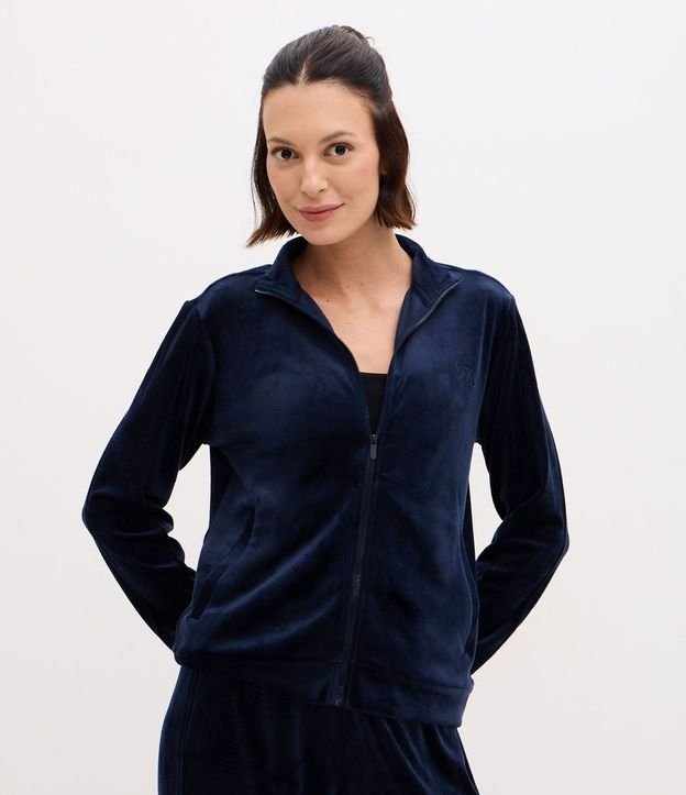 Campera Deportiva Plush con Cuello Alto y Cierre en Cremallera