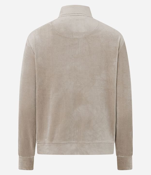 Campera Deportiva Plush con Cuello Alto y Cierre en Cremallera 9