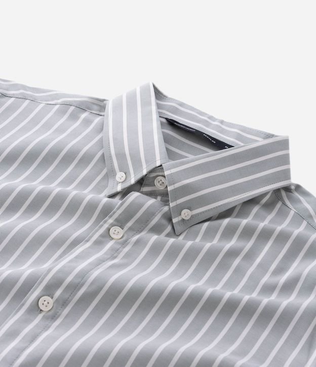 Camisa Regular con Fibra de Bambú y Rayas Hilo Teñido 8