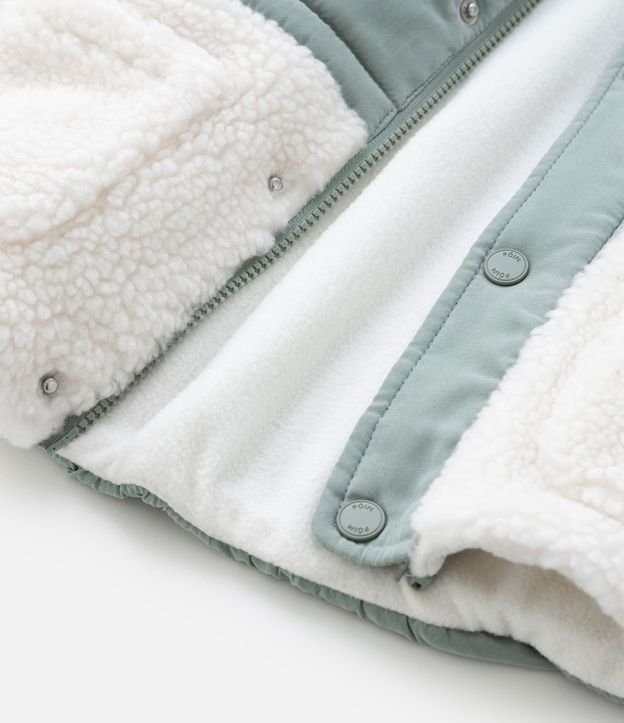 Campera Infantil con Recorte en Sherpa – Talle 1 a 5/6 años 7