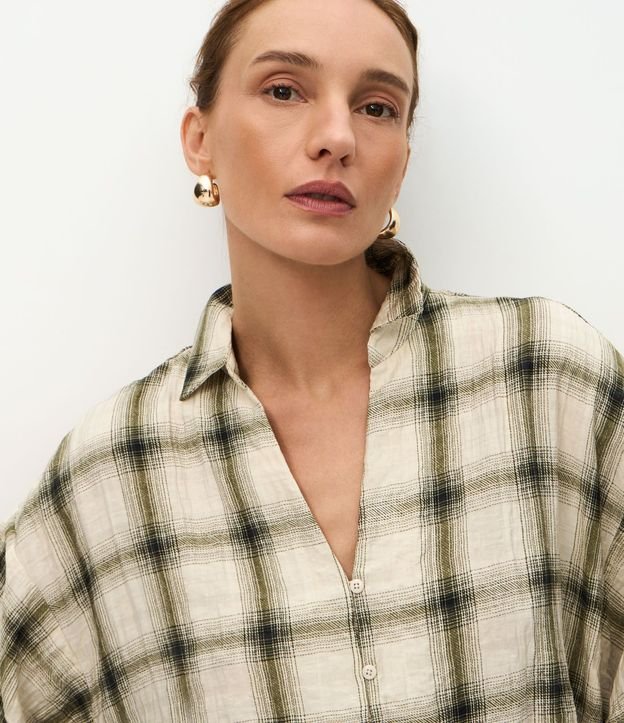 Blusa Manga 3/4 en Viscosa con Estampa de Cuadros