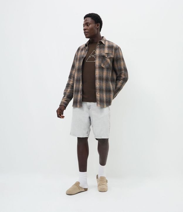 Camisa Comfort en Flanesa con Bolsillo y Estampa de Cuadros 3