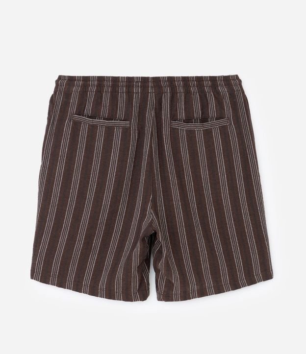 Bermuda Comfort en Jacquard con Estampado de Rayas Texturizada y Cintura elástica 6