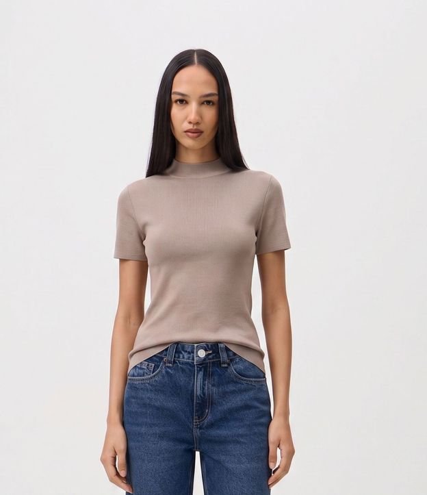 Blusa Básica en Punto con Cuello