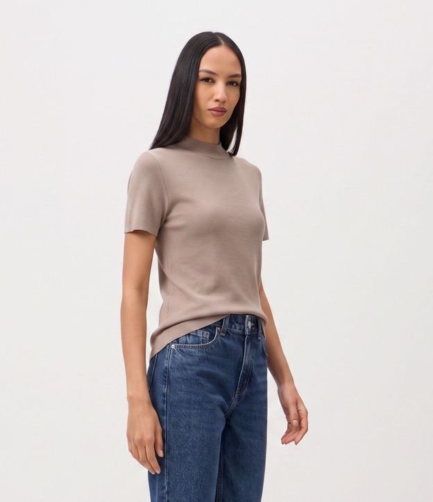 Blusa Básica en Punto con Cuello 4