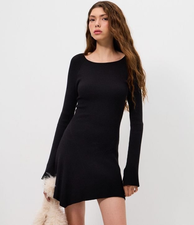 Vestido en Punto con Escote Hombro a Hombro y Manga Alargada 2