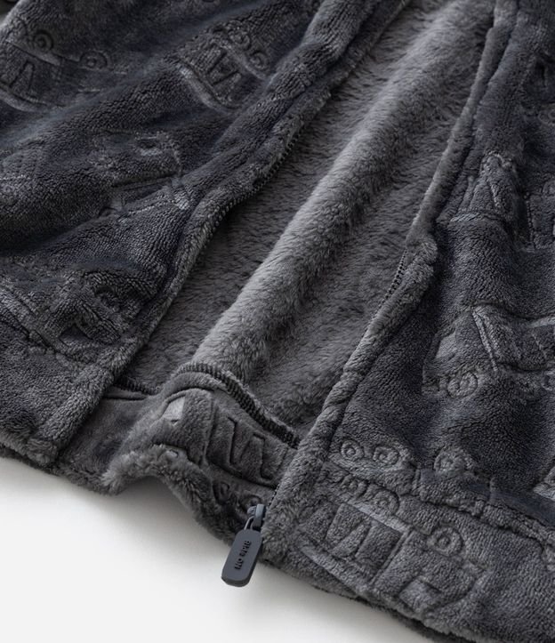 Saco Infantil con Capucha y Estampada Camiones en Relieve – Talle 1 a 6 años 6
