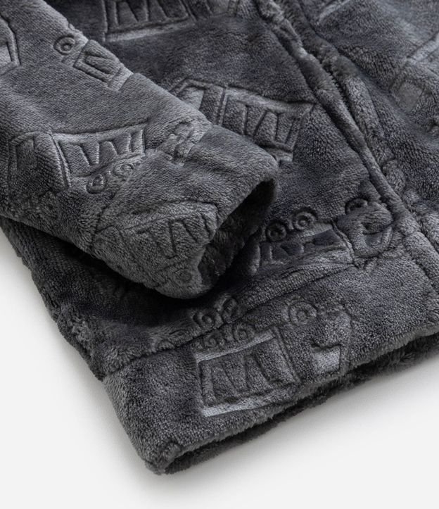Saco Infantil con Capucha y Estampada Camiones en Relieve – Talle 1 a 6 años 7