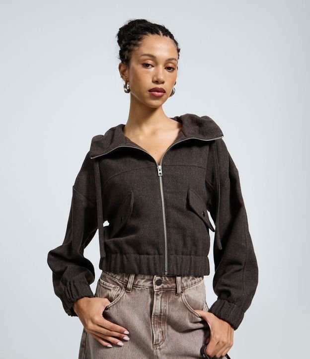 Campera Bomber con Capucha y Bolsillos Delanteros