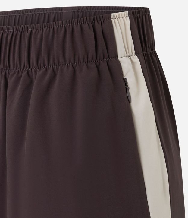 Pantalón Leve en Microfibra con Raya Lateral 8