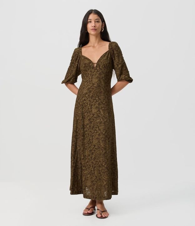 Vestido Largo en Tule con Escote V 1