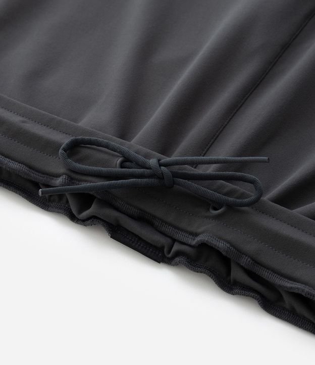 Pantalón Deportivo en Tejido Tecnológico con Lettering 8