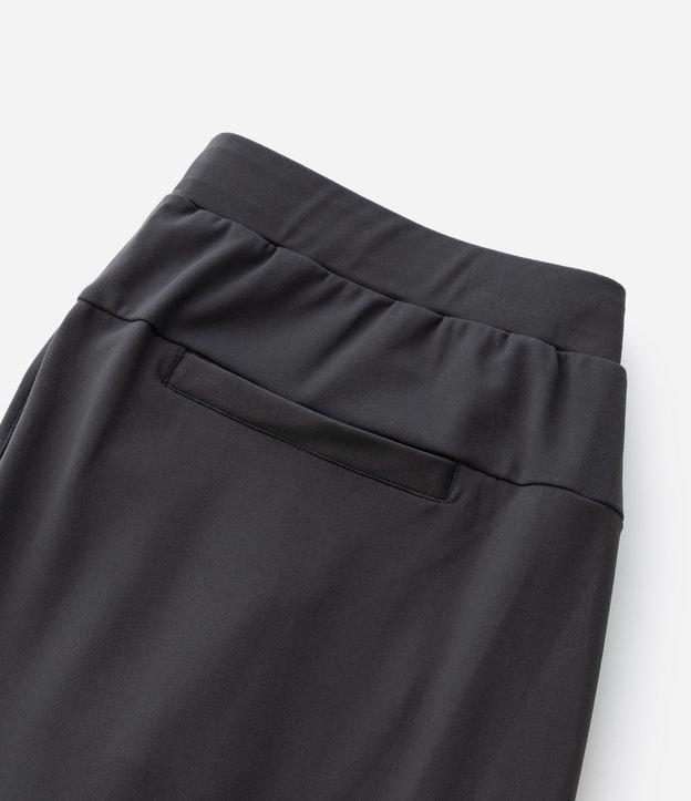 Pantalón Deportivo en Tejido Tecnológico con Lettering 11