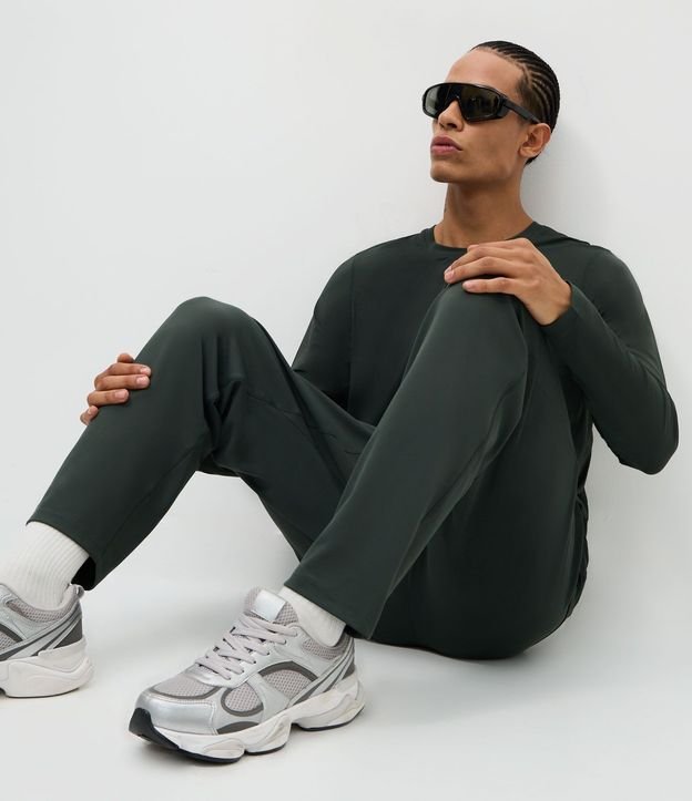Pantalón Deportivo en Tejido Tecnológico con Lettering 3