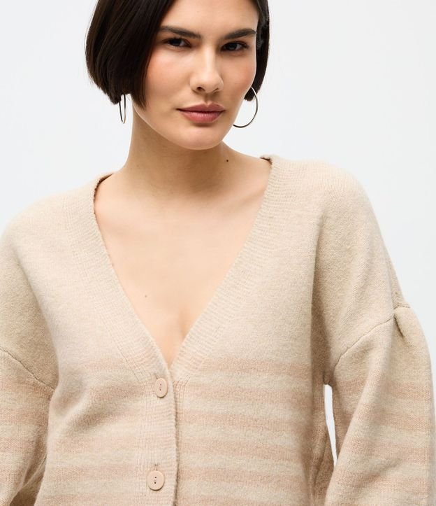 Cardigan en Punto Listrado con Escote V 3