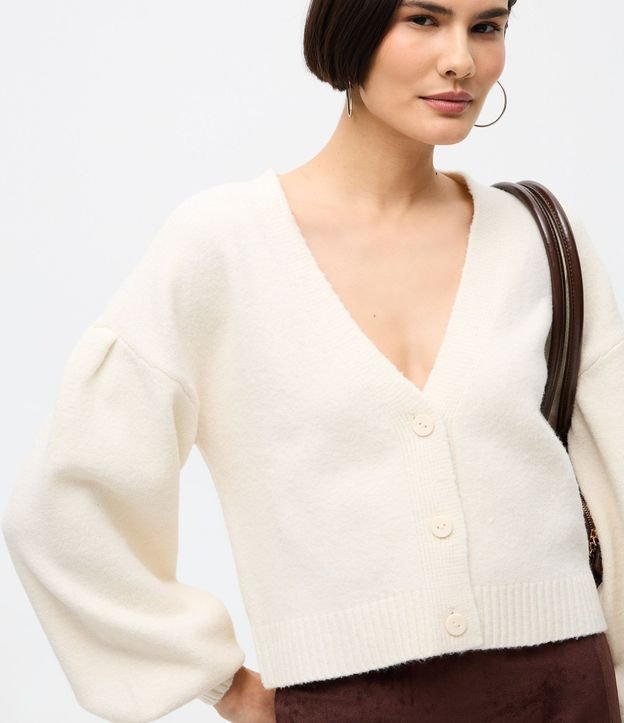 Cardigan Corto en Punto con Escote V y Botones Delanteros 3