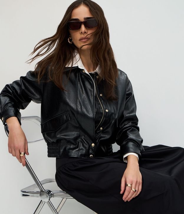 Campera Bomber en PU con Elástico en el Ruedo 5