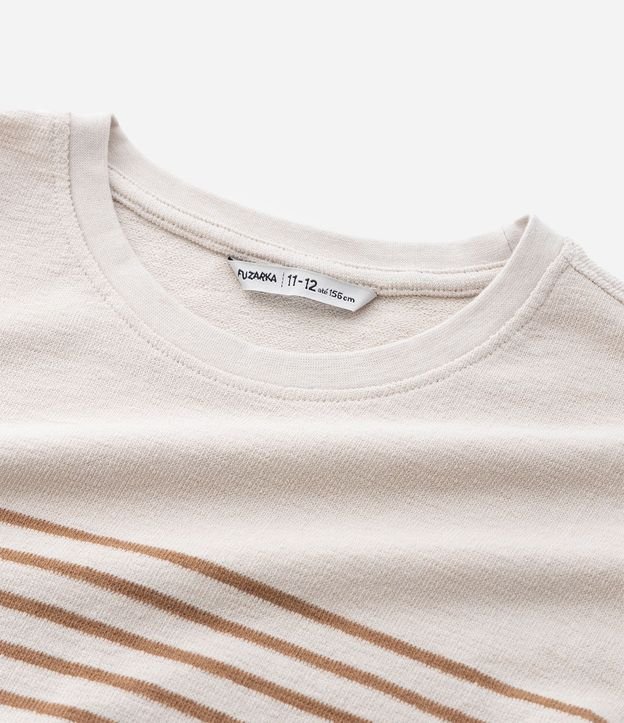 Remera Infantil con Rayas y Bloque de Color – Talle 5 a 14 años 6