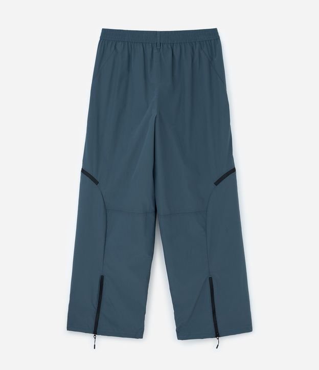 Pantalón Liso con 6 bolsillos y Detalle en la Pierna 7