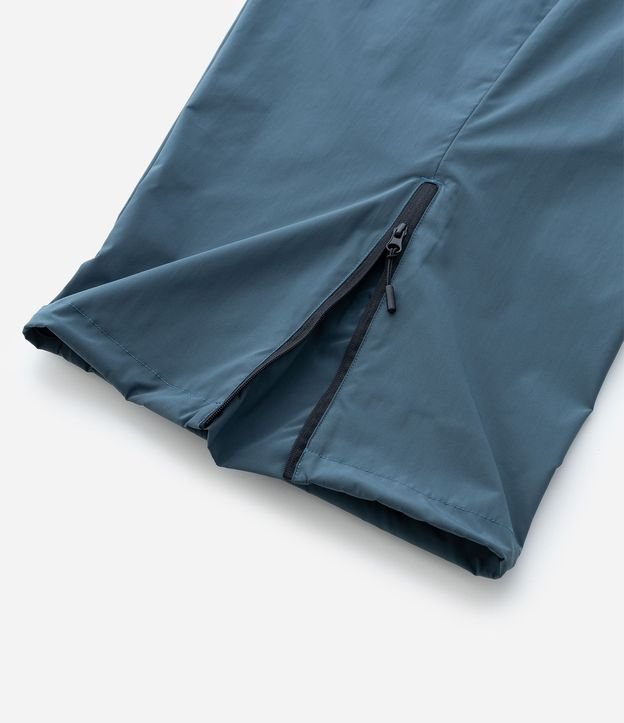 Pantalón Liso con 6 bolsillos y Detalle en la Pierna 9