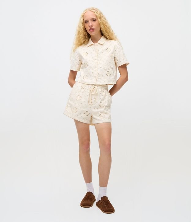 Short Cintura Alta en Laise con Cintura Elástica