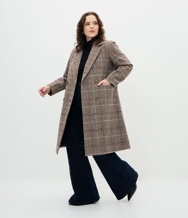 Saco Sobretodo en Polivelour con Estampa de Cuadros Curve & Plus Size 2