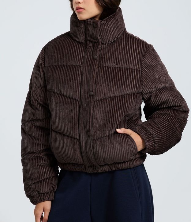 Jaqueat Puffer en Terciopelo Cotelê con Cuello Alto 4