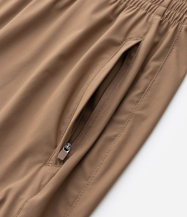 Pantalón Deportivo Liso en Poliamida 9