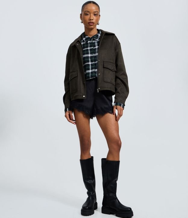 Campera Bomber en Gamuza con Bolsillos 2