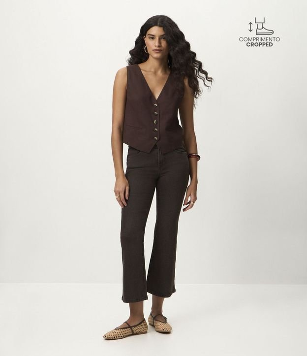Pantalón Cropped Flare en Jeans con Bolsillos