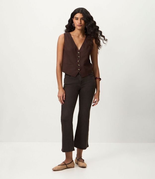 Pantalón Cropped Flare en Jeans con Bolsillos 2