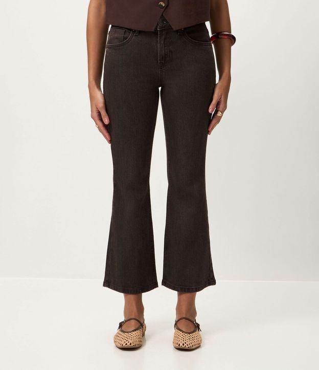 Pantalón Cropped Flare en Jeans con Bolsillos 4